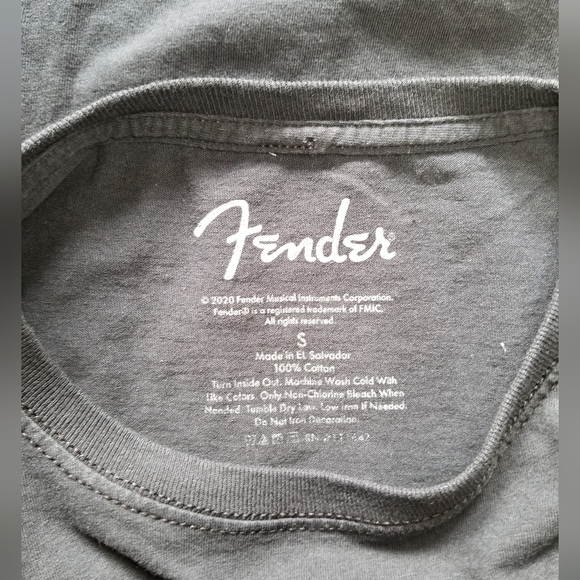 Fender Guitar Graphic T Shirt - Picture 3 of 3